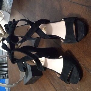 🚨B2G1 KARL LAGERFELD Black Suede Leather Open Toe Block Heel Sandals